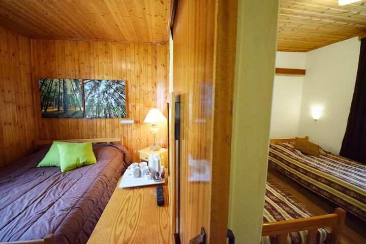 Room 27 of 54