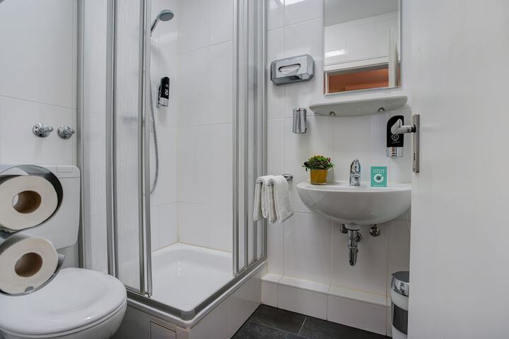 Clean Restrooms