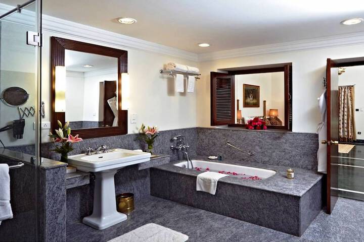 Bath Interior