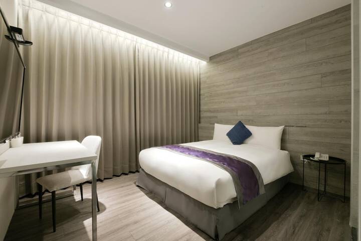 Room 31 of 51