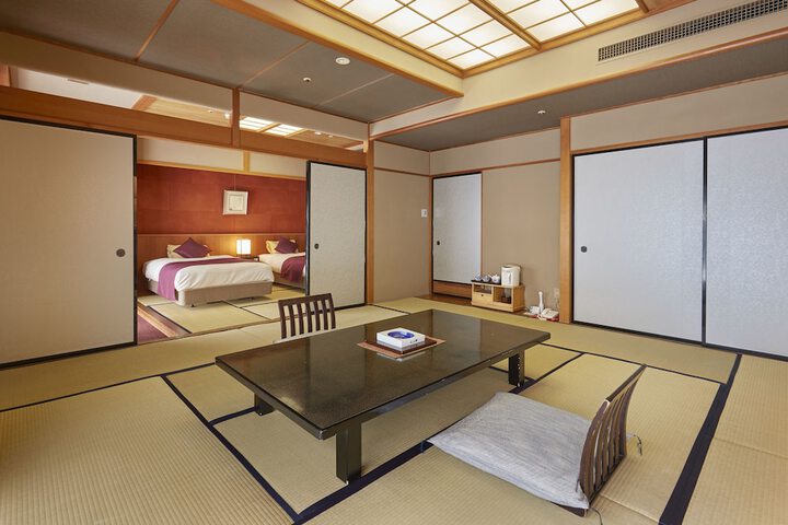 Room 30 of 73