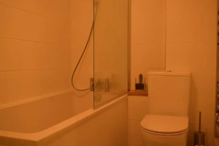 Room 7 of 13