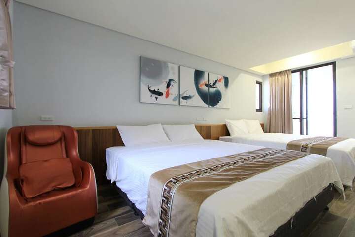 Room 36 of 62