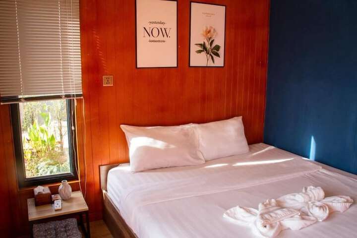 Room 10 of 161