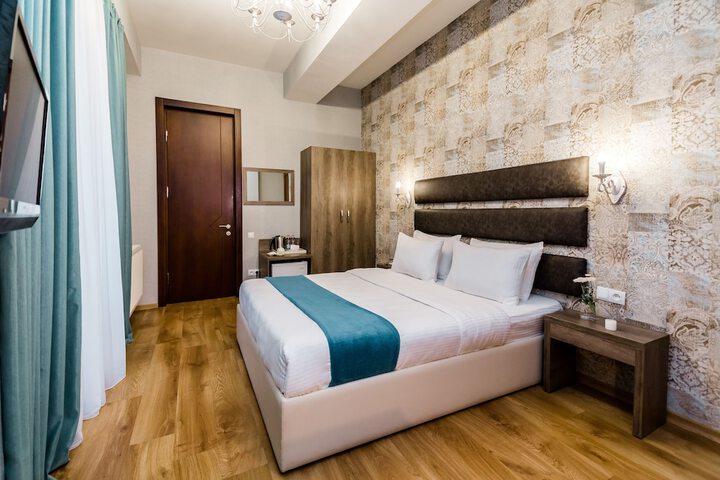 Room 54 of 108