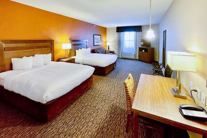 Room 14 of 26