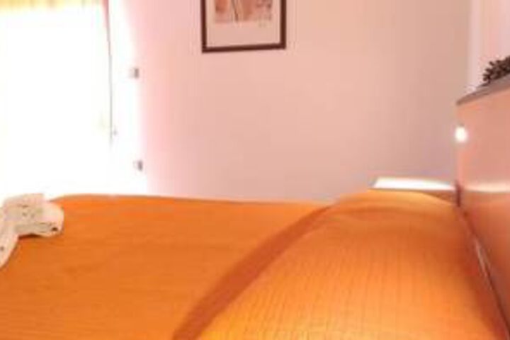 Room 29 of 39
