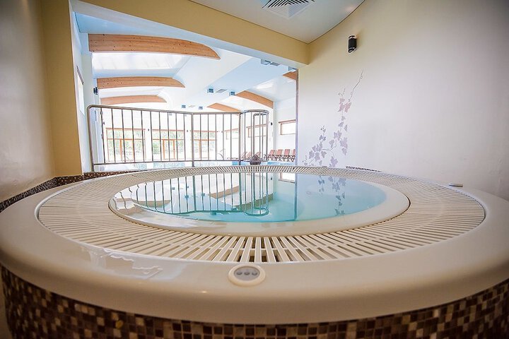 Pool 17 of 50
