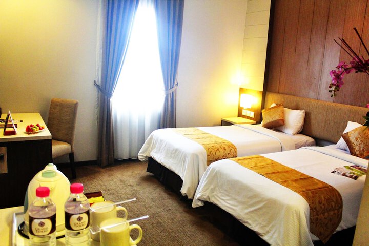 Room 6 of 55