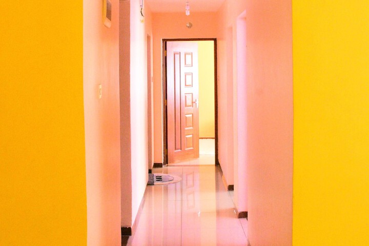 Ballroom/Hall 84 of 90
