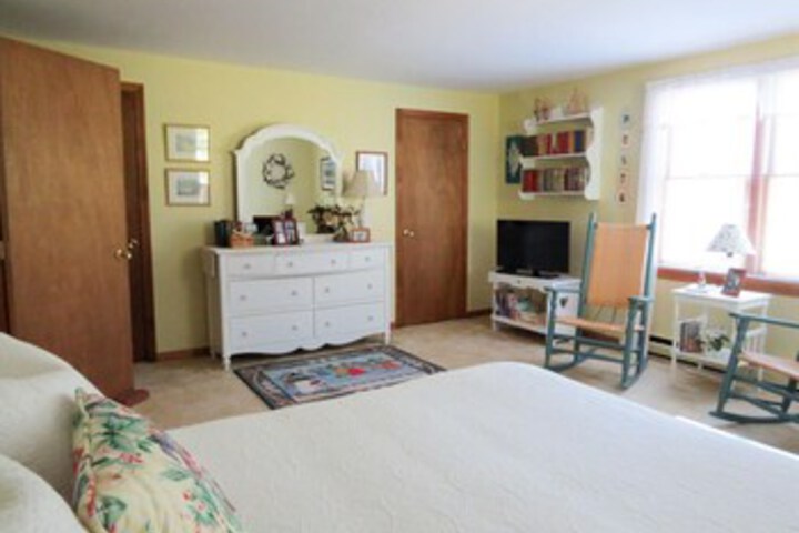 Room 14 of 15