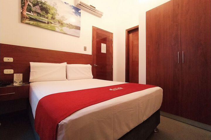 Room 10 of 39