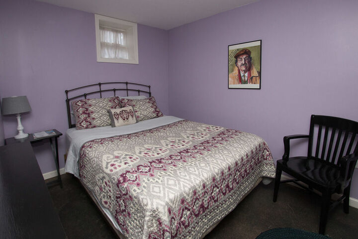 Room 10 of 43