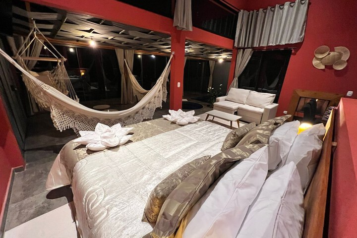Room 44 of 356
