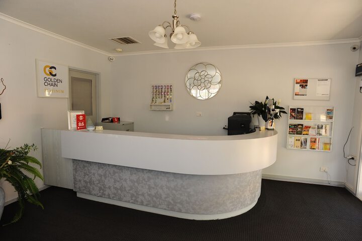 Hotel 2 of 75