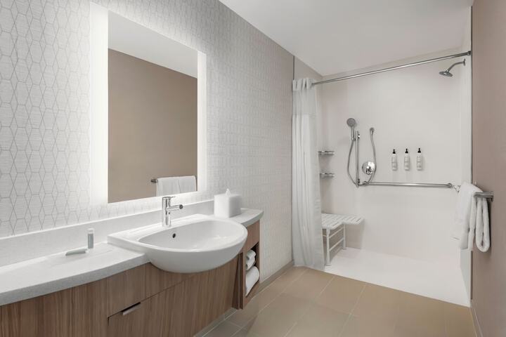 Room 12 of 29