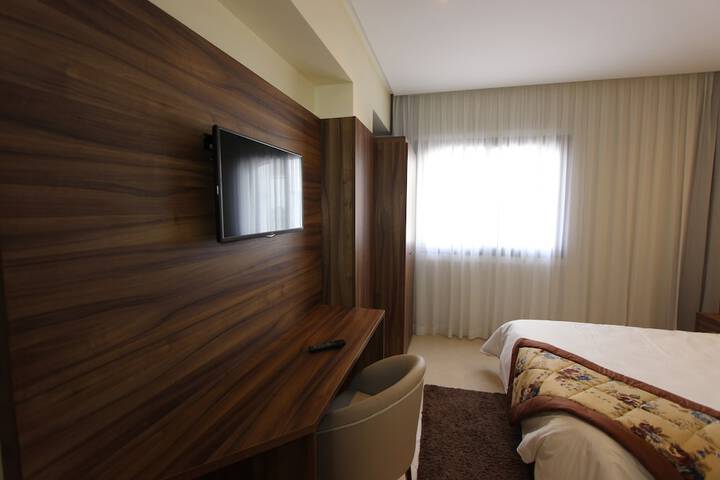 Room 7 of 50