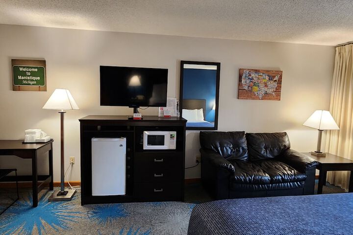 Room 50 of 80