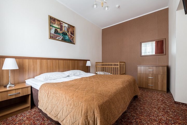 Room 15 of 65