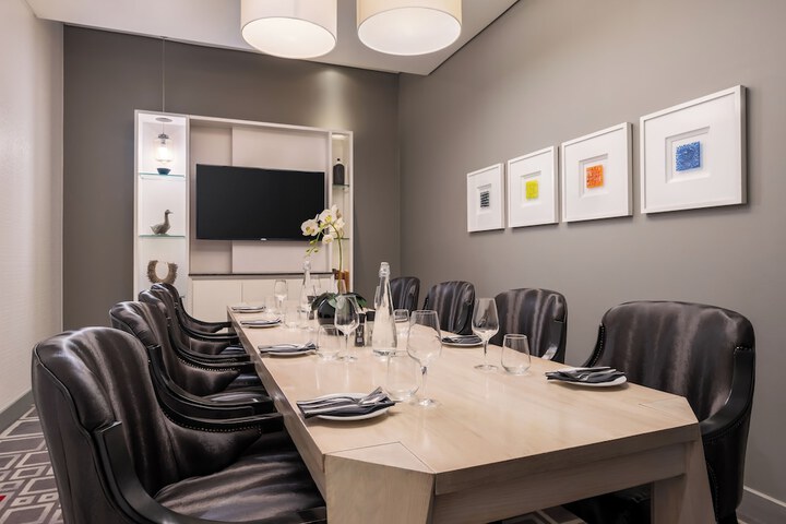 Dining Photos