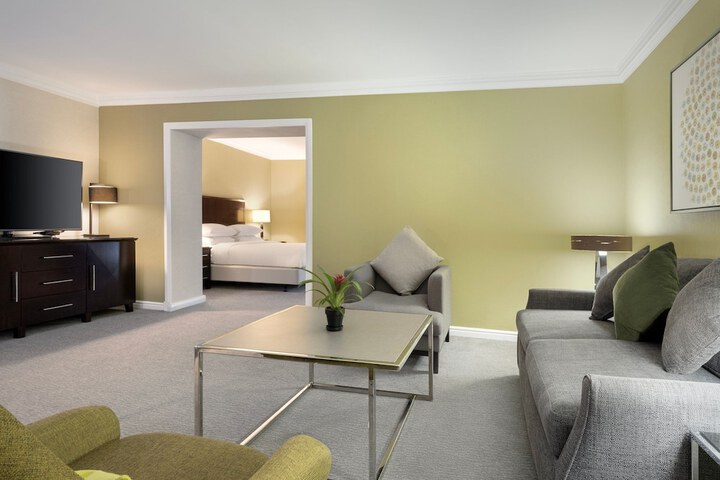Room 14 of 71