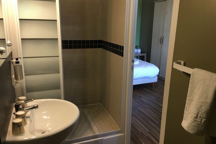 Room 51 of 81