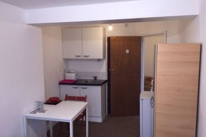 Room 15 of 25