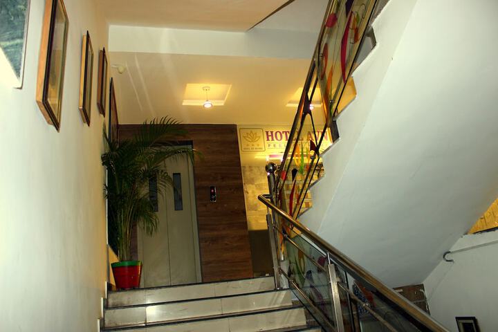 Hotel 25 of 28