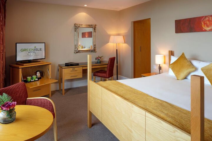 Room 11 of 40