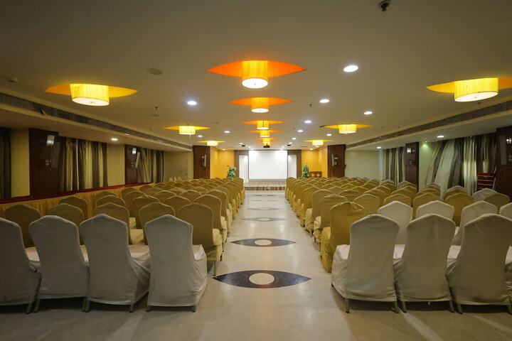 Ballroom/Hall 19 of 19