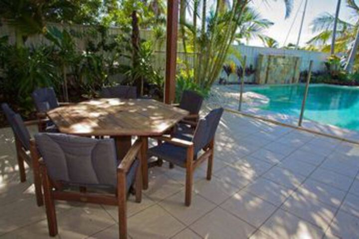 Pool 14 of 16