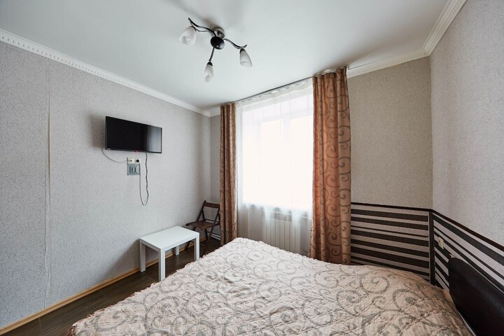 Room 6 of 25