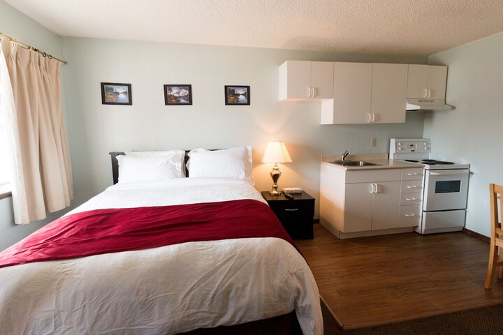 Room 4 of 51
