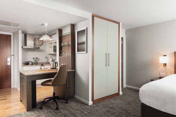 Room 28 of 88