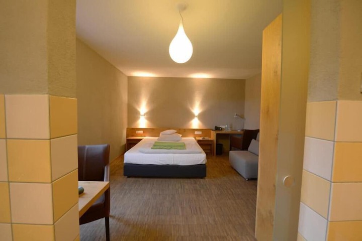 Room 7 of 58