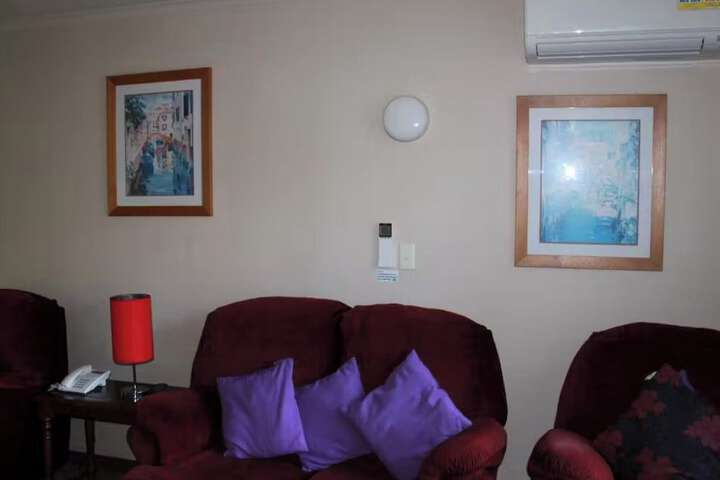 Room 26 of 69