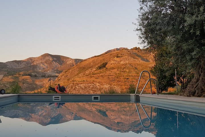 Pool 25 of 45