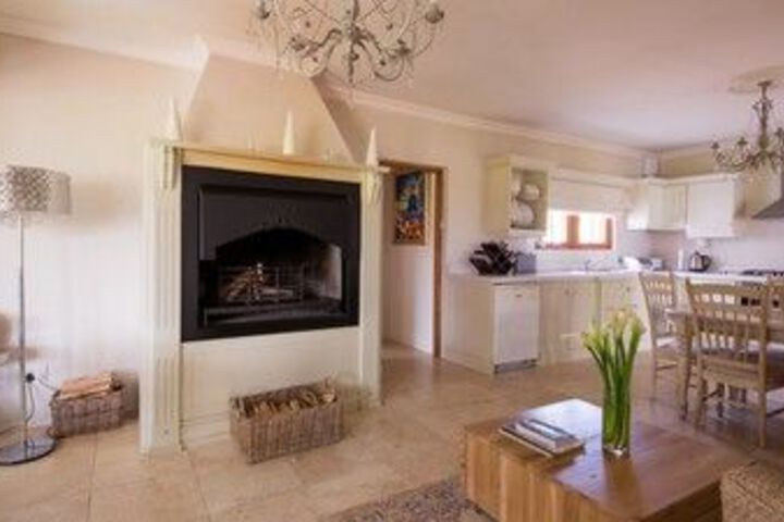 Room 124 of 164