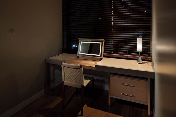 Room 11 of 53