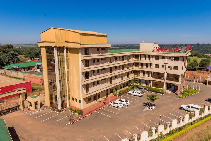 Hotel 74 of 78