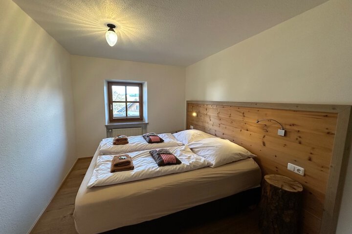 Room 71 of 221