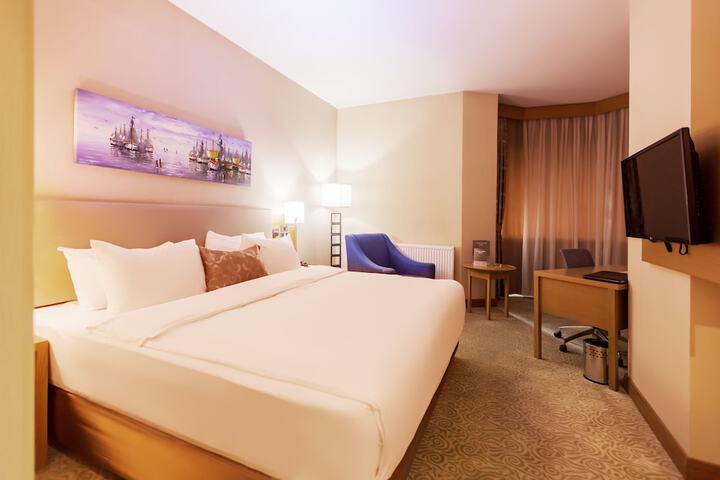 Room 15 of 79