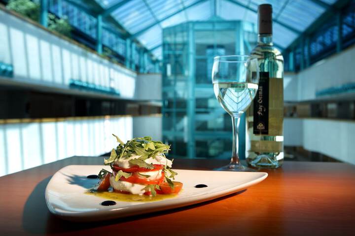 Dining Photos