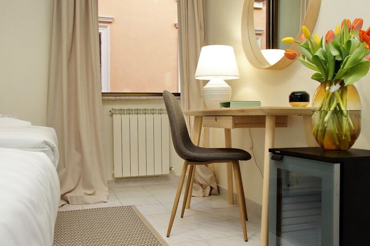 Room 10 of 52