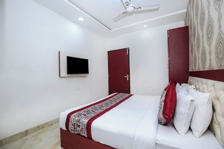 Room 10 of 45