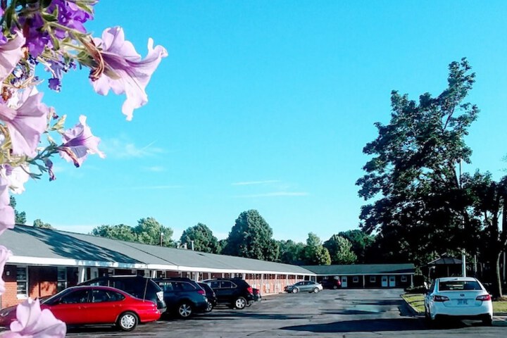 Property Grounds 32 of 38