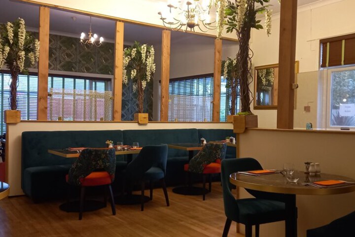 Dining 14 of 20