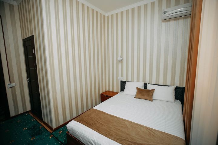 Room 7 of 41