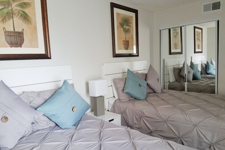 Room 3 of 78