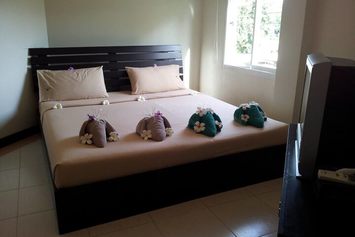 Room 7 of 61